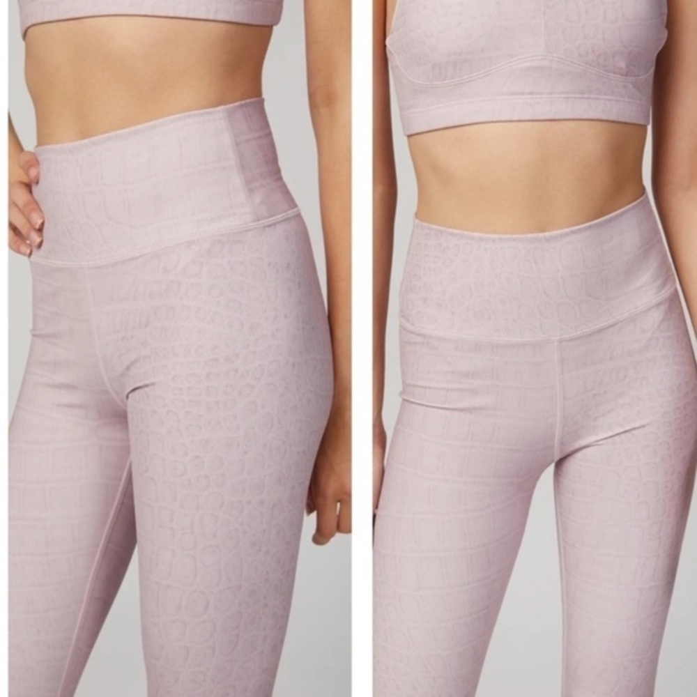 NWT Varley Luna Leggings in Blush Crocodile Small - Picture 3 of 7